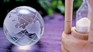 Japanese alt text: 「経済安全保障・地政学リスクサーベイ2025」（速報版）を発表