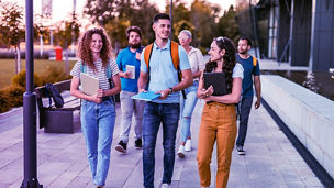 Japanese alt text: 百花、大学生の課題解決力の向上を目指した、プロジェクト型学習プログラムを開講