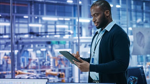 Japanese alt text: 「Intelligent manufacturing －AIを活用したものづくりプロセスの高度化」（日本語版）を発表