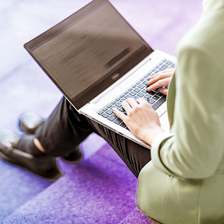 Japanese alt text: 人的資本を高める日本企業のリスキリング戦略