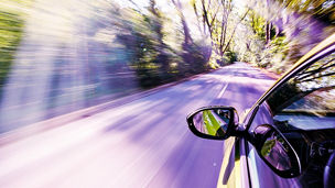 Japanese alt text: クルマ社会の新しい壁