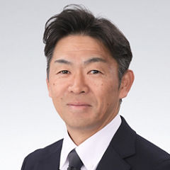 Japanese alt text: 佐渡 誠