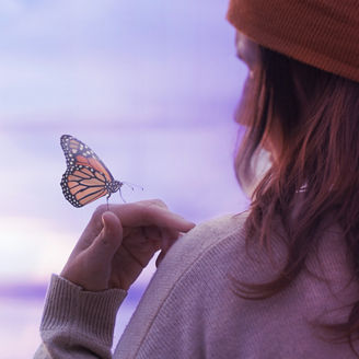 Japanese alt text: 顧客体験の向上に資するメタバース活用モデルとは