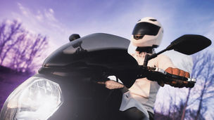 Japanese alt text: 二輪車のBEV動向と日本企業への影響