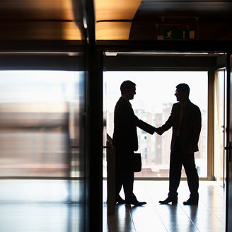 Japanese alt text: コロナ禍にこそ留意すべき贈収賄規制とは