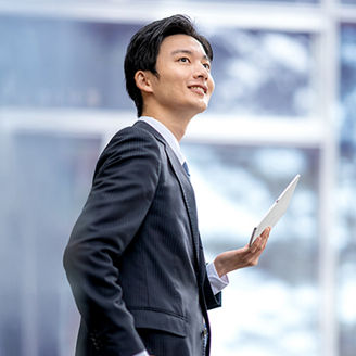 Japanese alt text: 公共分野における生成AIの利活用を取り巻く環境と課題