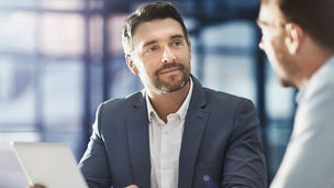 Japanese alt text: S&OPで経営と現場をつなぐ、利益創出の仕組みづくり