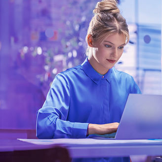  Salesforce導入支援：顧客接点業務の最適化