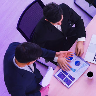 トップビューからのビジネスピープルグループ