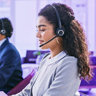 Japanese alt text: カスタマーサービス改革支援