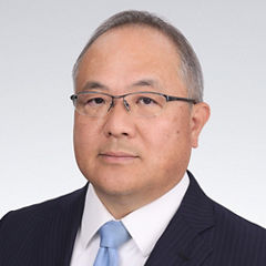 Japanese alt text: 宮坂 修司