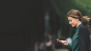 Japanese alt text:スタートアップ企業サクセスガイド：事業成長への手引き