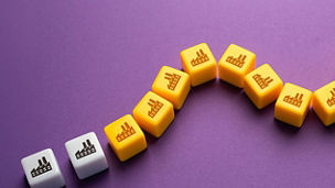 Japanese alt text: 経営を揺るがすサプライチェーンリスクのブラックボックス化