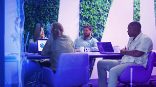 Japanese alt text:戦略的なサステナビリティデータ活用のプロセス構築支援