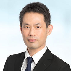 Japanese alt text: 万仲 隆之