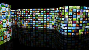 Japanese alt text: テクノロジー・メディア・通信