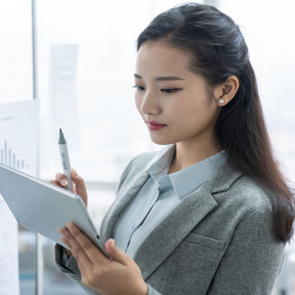 A young business woman