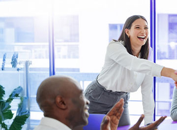 Japanese alt text: 商社セクター