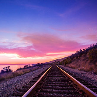 Japanese alt text:運輸業 最近の動向　～鉄道を中心に