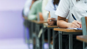 Japanese alt text: 大学教育の質～規制から評価とその限界