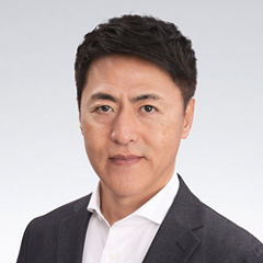 Japanese alt text: 鎌倉 康明