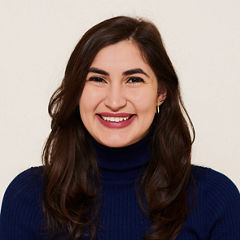 Julia Knauer Carvalho