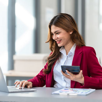 Lady working on laptop