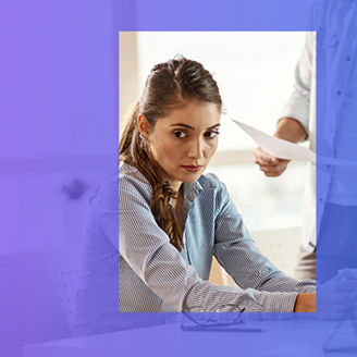 Zaniepokojona kobieta