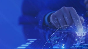 Mão a interagir com touchscreen