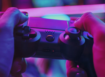 Responsible Gameplay in Video Gaming