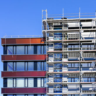 Sanierungsarbeiten an einem Bürogebäude
