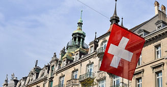Steuerliches Praxisthema: Wohnsitz in die Schweiz verlagern