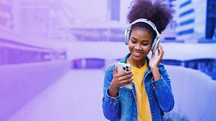 teen-girl-with-headphones