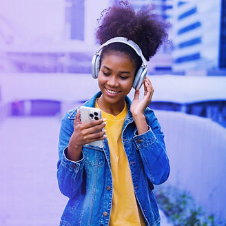 teen-girl-with-headphones