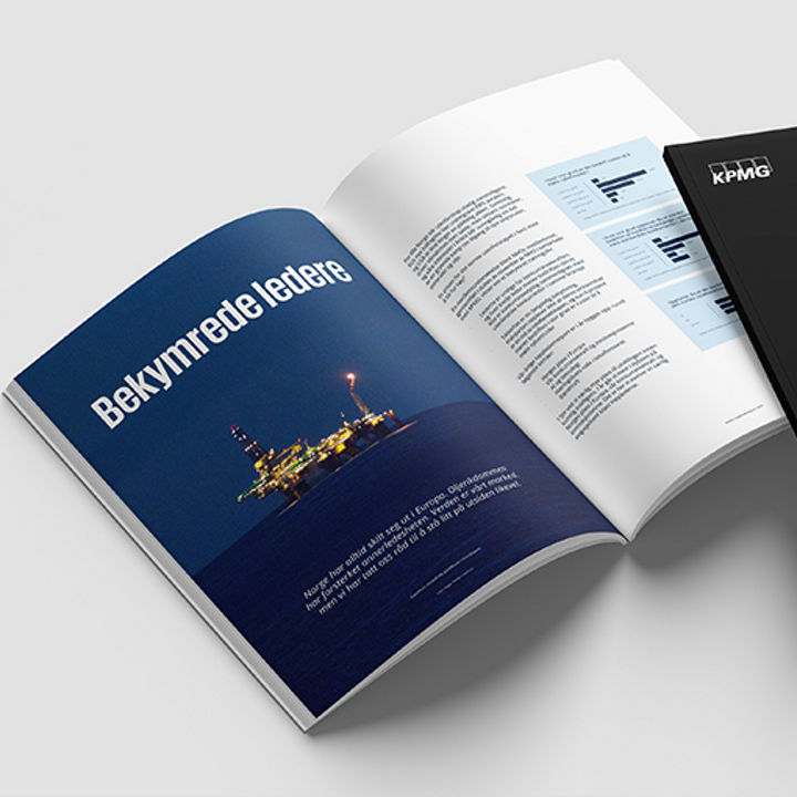 Oppslag og bilde av forsiden av Topplederrapporten