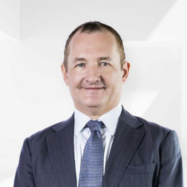 KPMGベトナム Chairman & CEO　Warrick Cleine MBE