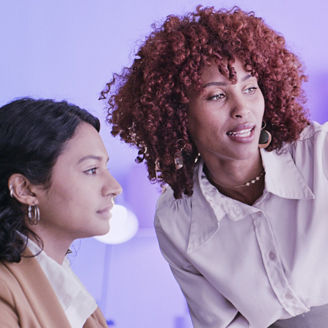frauen-meeting-diskussion