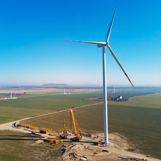 Vista aéria de turbinas eólicas