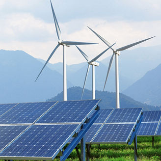 solarne panely a veterne turbiny