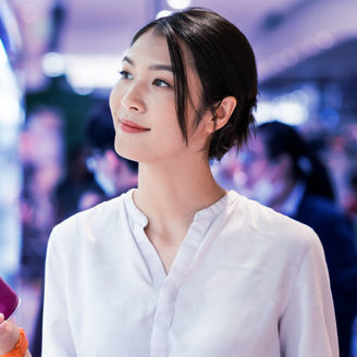 Woman in a grocery store